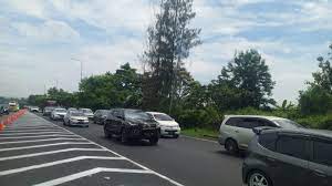 Arus Mudik, Rest Area 207 A akan Ditutup Antrean Mengular sampai 2 Km di Tol Palikanci