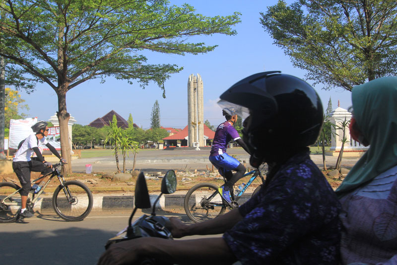 Pelayanan SIM Keliling Hari Ini Ada di Alun-alun Indramayu