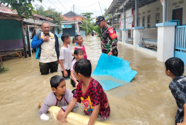 BPBD Indramayu Rilis Peringatan Dini Banjir Rob di Wilayah Pesisir, Masyarakat Diminta Waspada