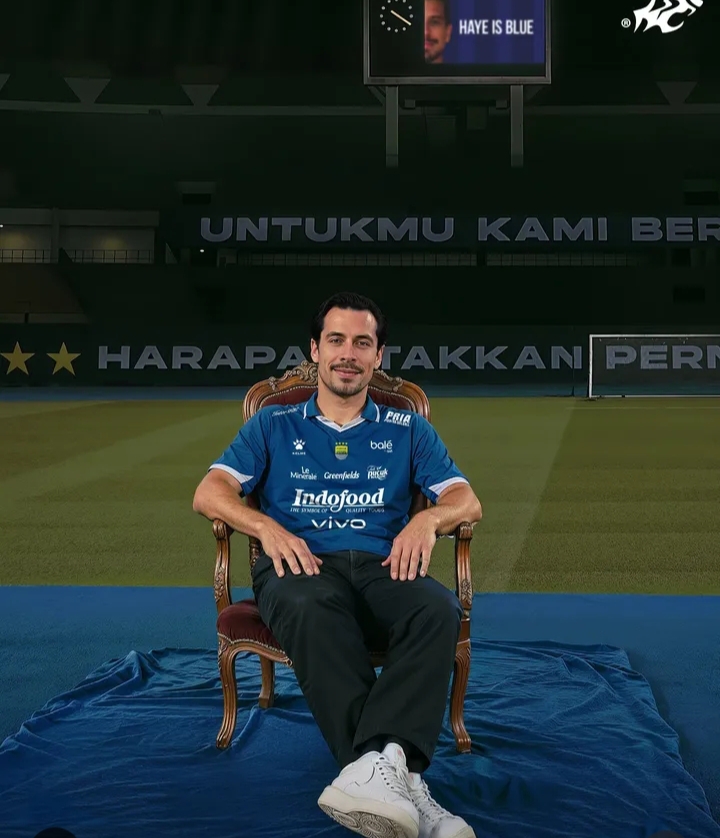 Gaet Thom Haye, Persaingan Lini Tengah Persib Makin Ketat, 4 Gelandang Andalan Bisa Tersisihkan