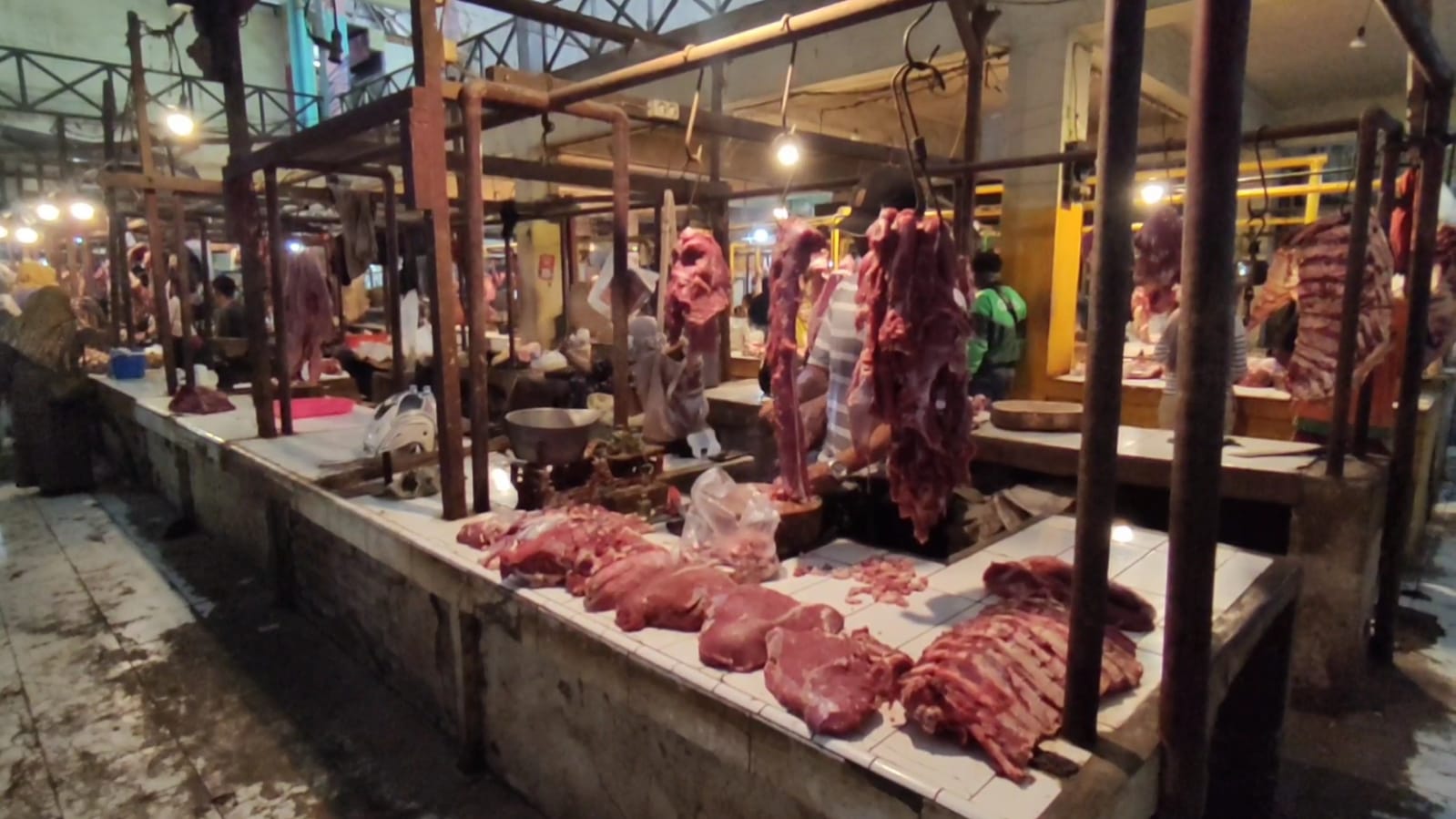 Diprediksi Harga Daging Ayam dan Sapi Naik hingga Menjelang Lebaran di Pasar Tradisional