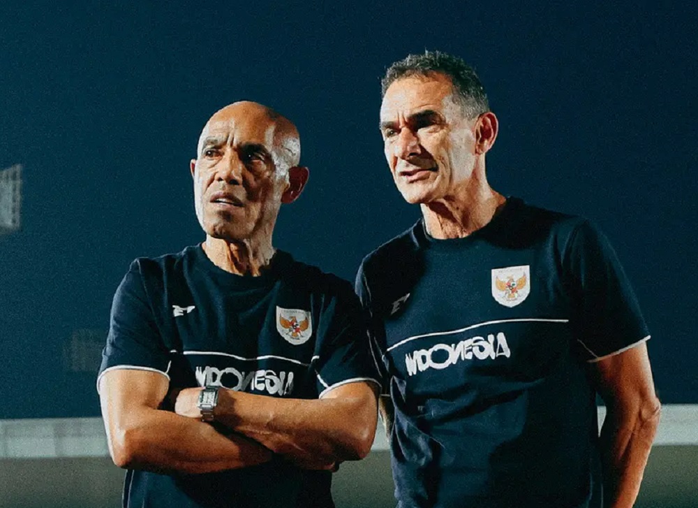 Simon Tahamata hingga Eks Pemain Persib Bandung Bakal Dampingi Gerald Vanenburg di Timnas Indonesia U-23
