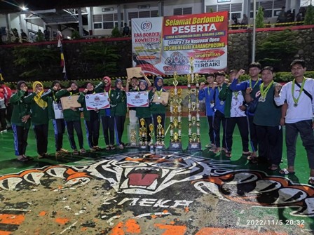 Laksana SMP Plus Daarul Saadah  Bongas Rebut Piala Kemenpora