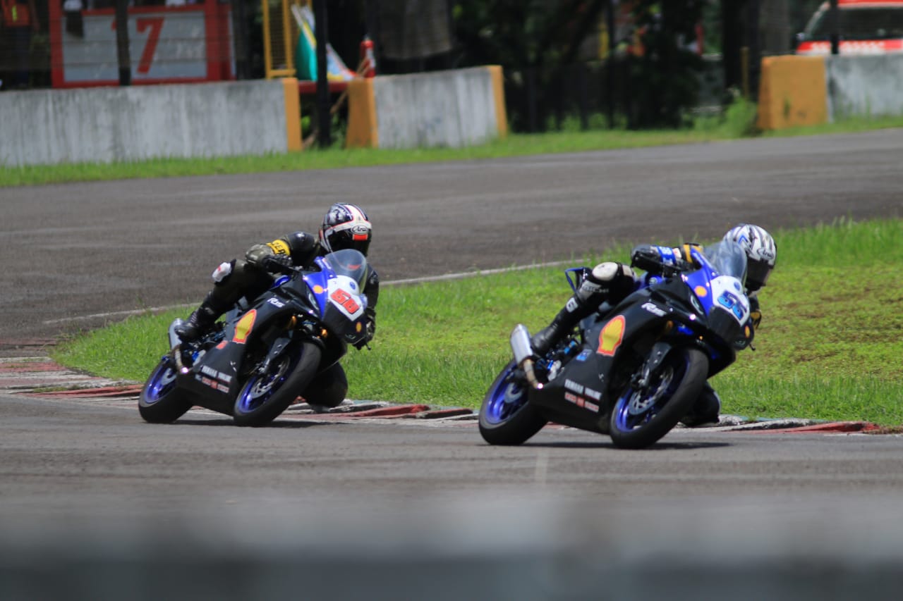 Meriahnya Ajang Shell bLU cRU Yamaha Endurance Festival, Rangkul Para Pecinta bLU cRU