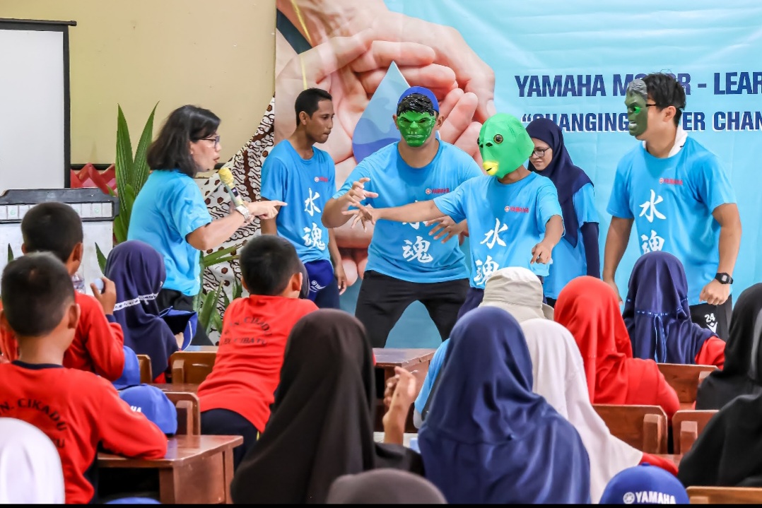 Tingkatkan Kualitas Hidup Masyarakat Desa,Yamaha Hadirkan Sistem Pengolahan Air Minum Bersih & Edukasi Anak SD