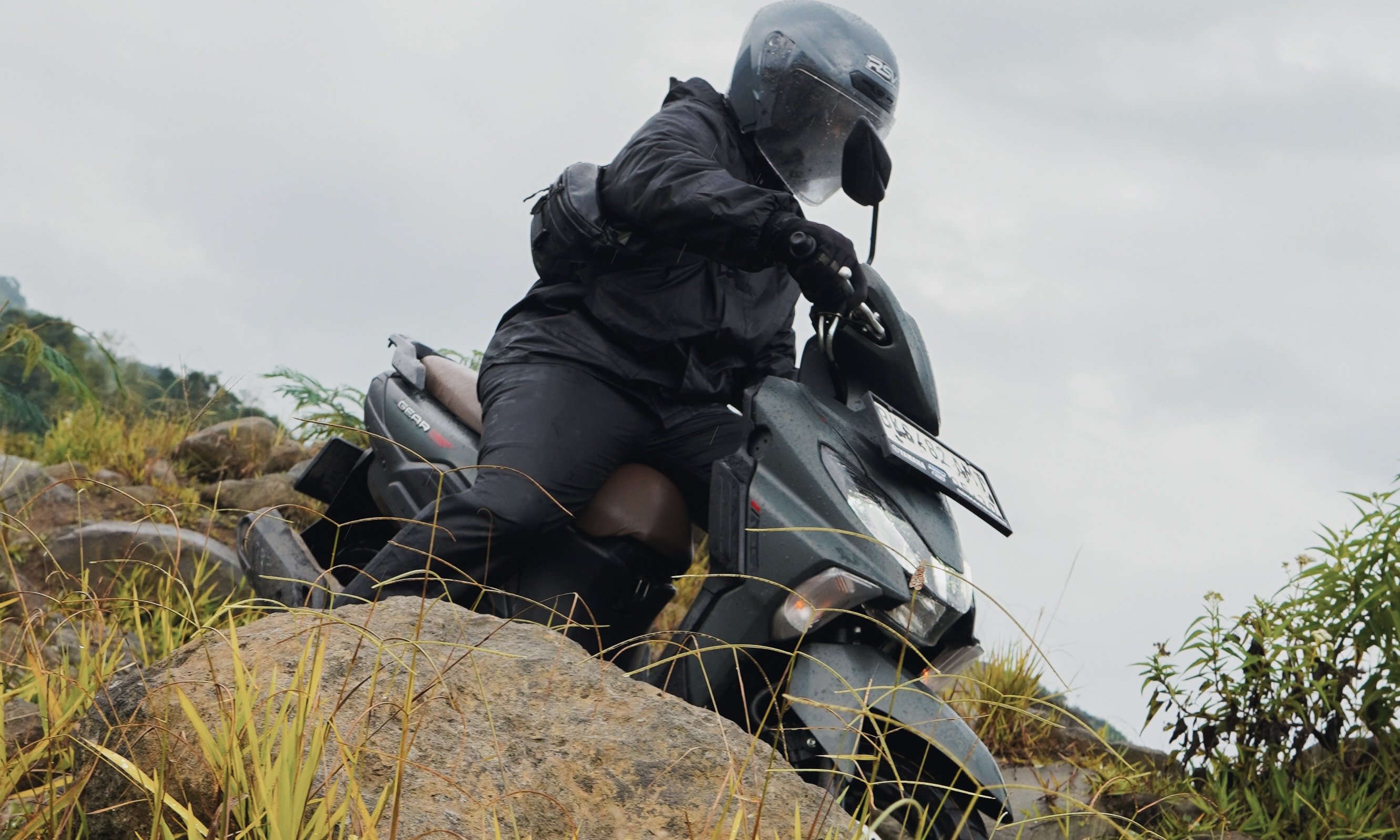 Paten Kali! GEAR ULTIMA Sukses Tembus Kaki Gunung Sinabung Walau Hujan ...