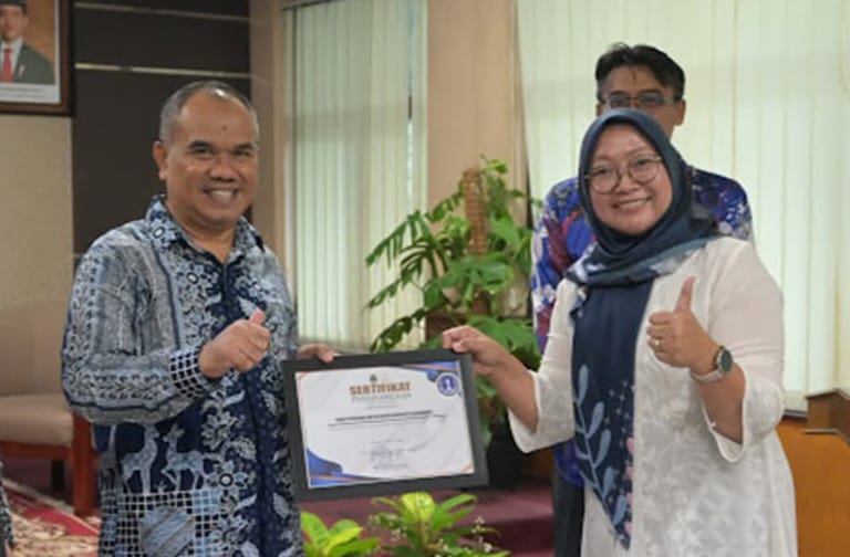 Jadi Daerah Penyumbang Produksi Ikan Terbesar di Jabar, Indramayu Raih Penghargaan