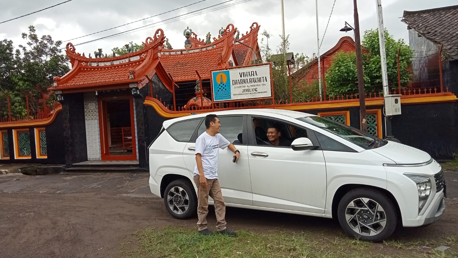 Hyundai Luncurkan Mobil Tipe Baru, Jurnalis di Cirebon Test Drive Hyundai Stargazer