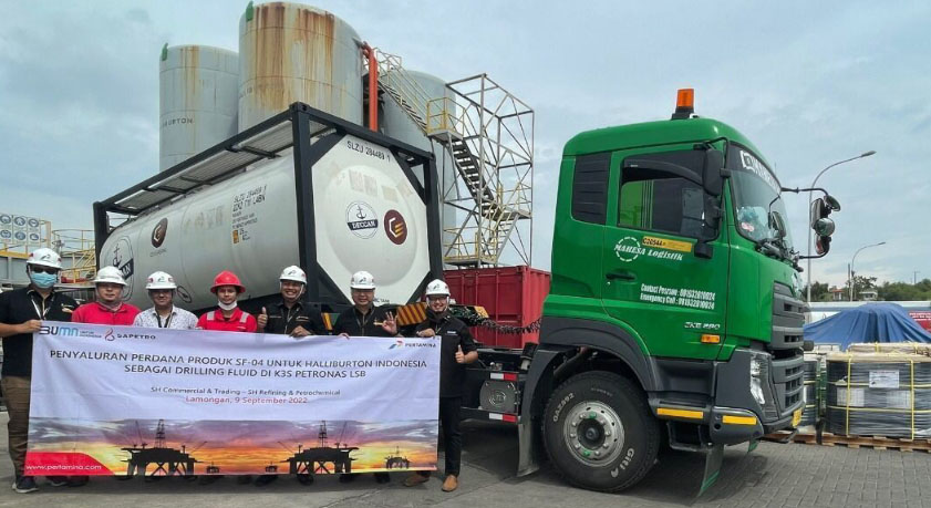 Pertamina Patra Niaga Salurkan Produk Smooth Fluid (SF 04) Perdana ke PT Halliburton Indonesia