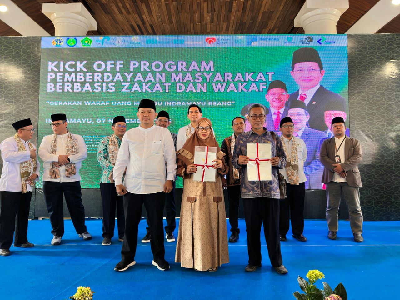 Bupati Indramayu Canangkan Program  Kota Wakaf 