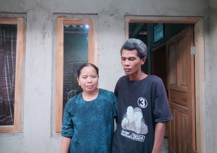 Rumahnya Telah Direnovasi, Kini Aminudin dan Mastufah Tak Lagi Tidur di Bawah Atap Terpal 