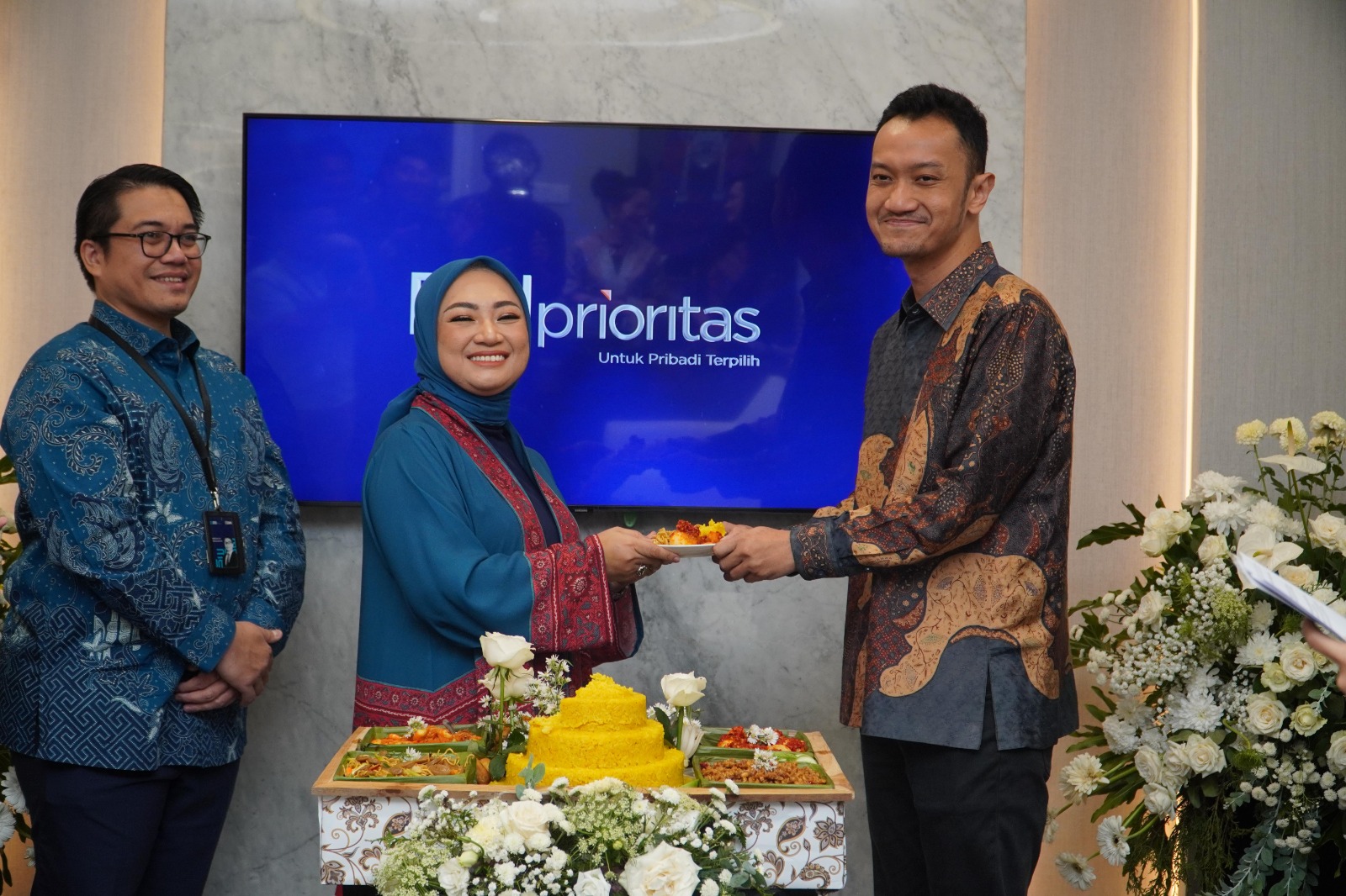 Resmikan Sentra Layanan Prioritas di Cirebon, BRI Miliki 43 Lokasi Layanan Premium yang tersebar di Indonesia