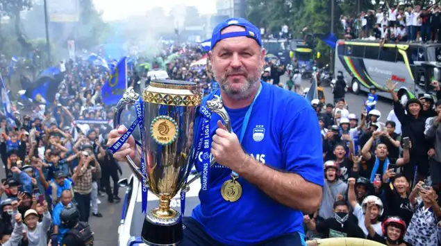 Bojan Hodak Perpanjang Kontrak Bersama Persib! EXCO PSSI Gagal Tarik!
