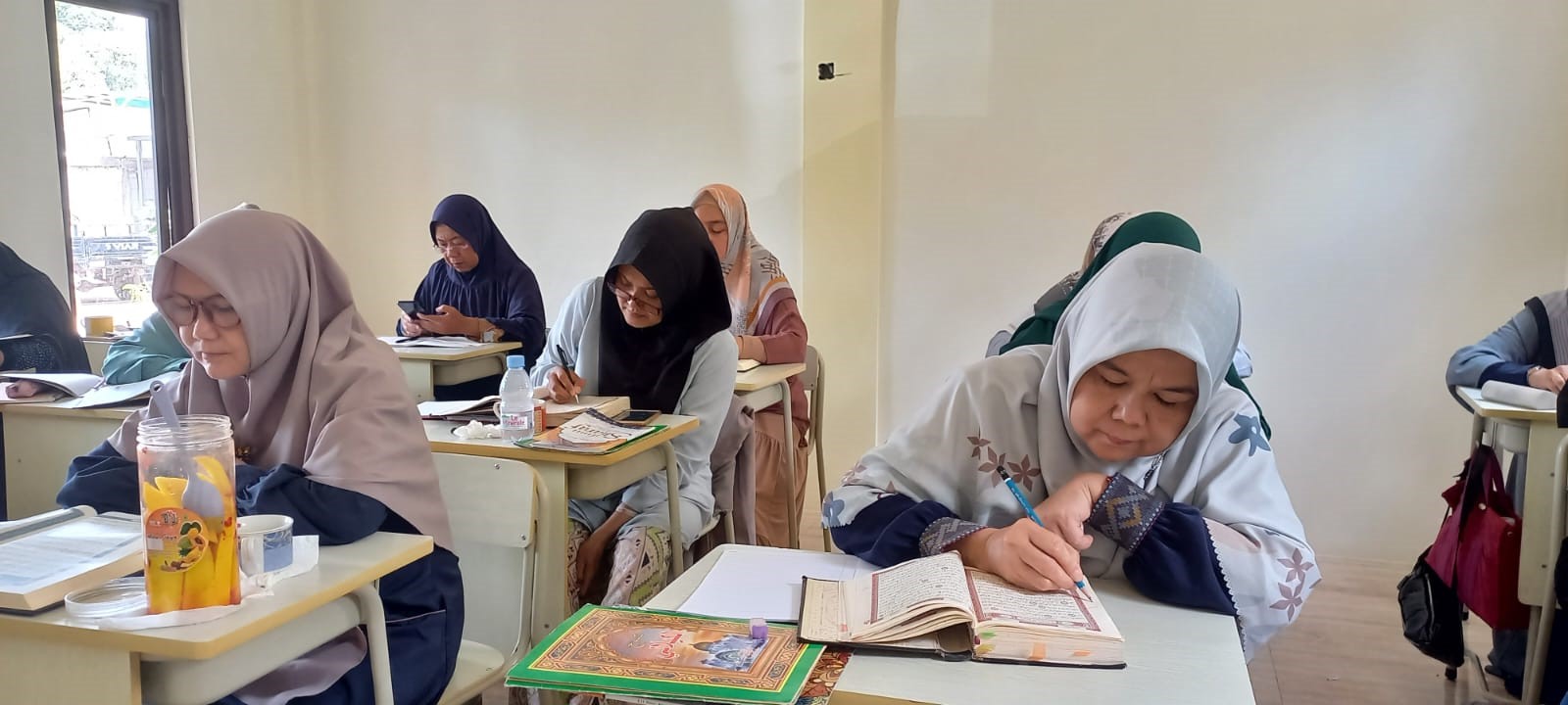 Kampung Quran Cirebon Hadirkan Program Pesantren Lansia 