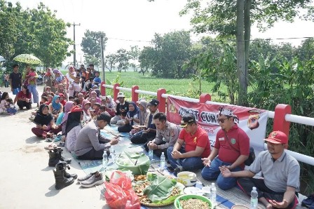 Gelar Baritan, Makan Bersama, Apresiasi Bupati Nina Agustina