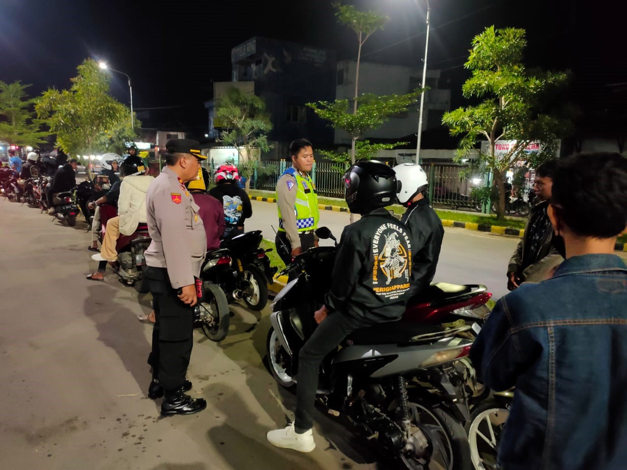 Patroli, Sita Puluhan Motor Knalpot Bising