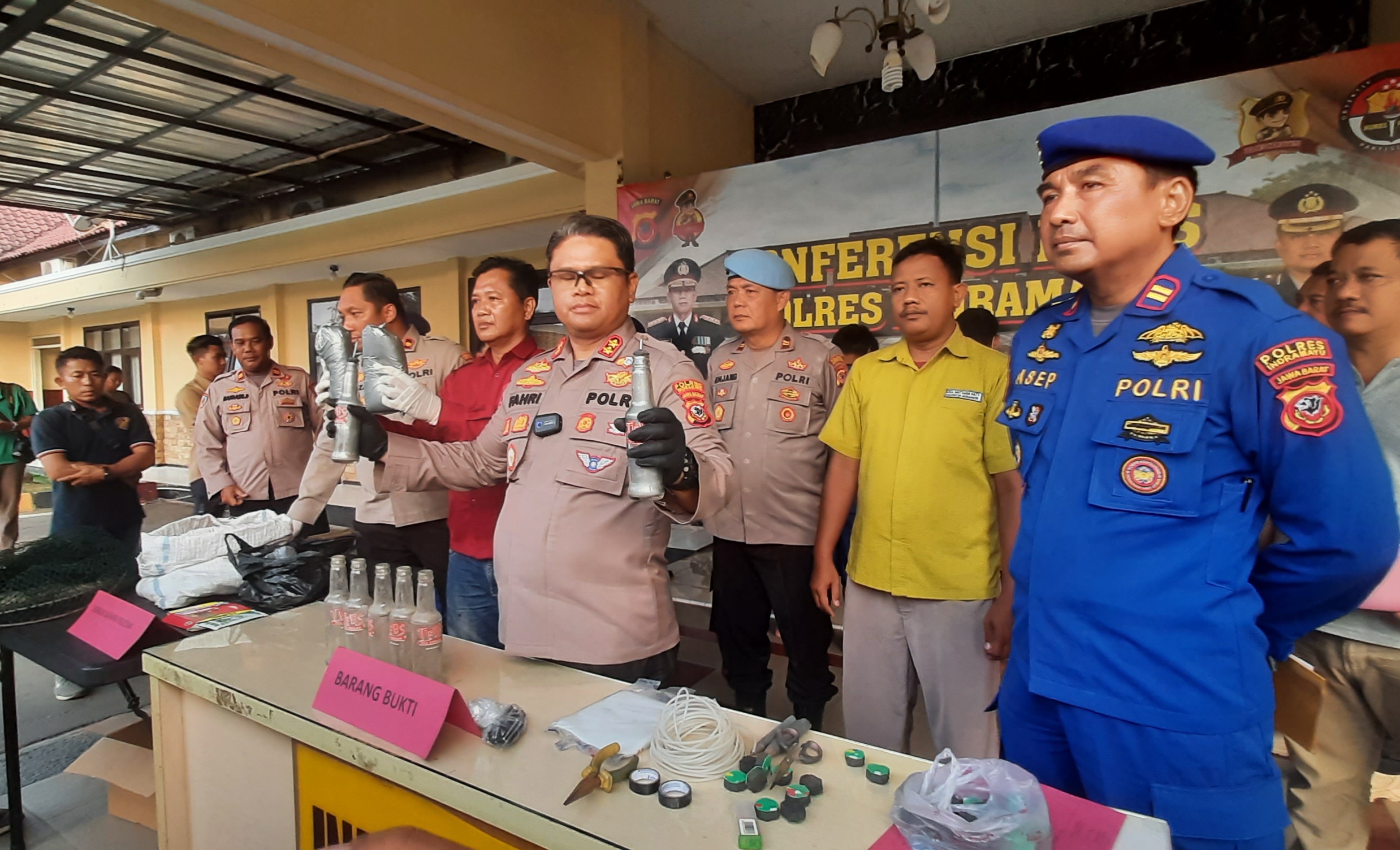 Polisi Bekuk Empat Nelayan  yang Tangkap Ikan Pakai Bom, Pelaku Terancam Hukuman Mati 