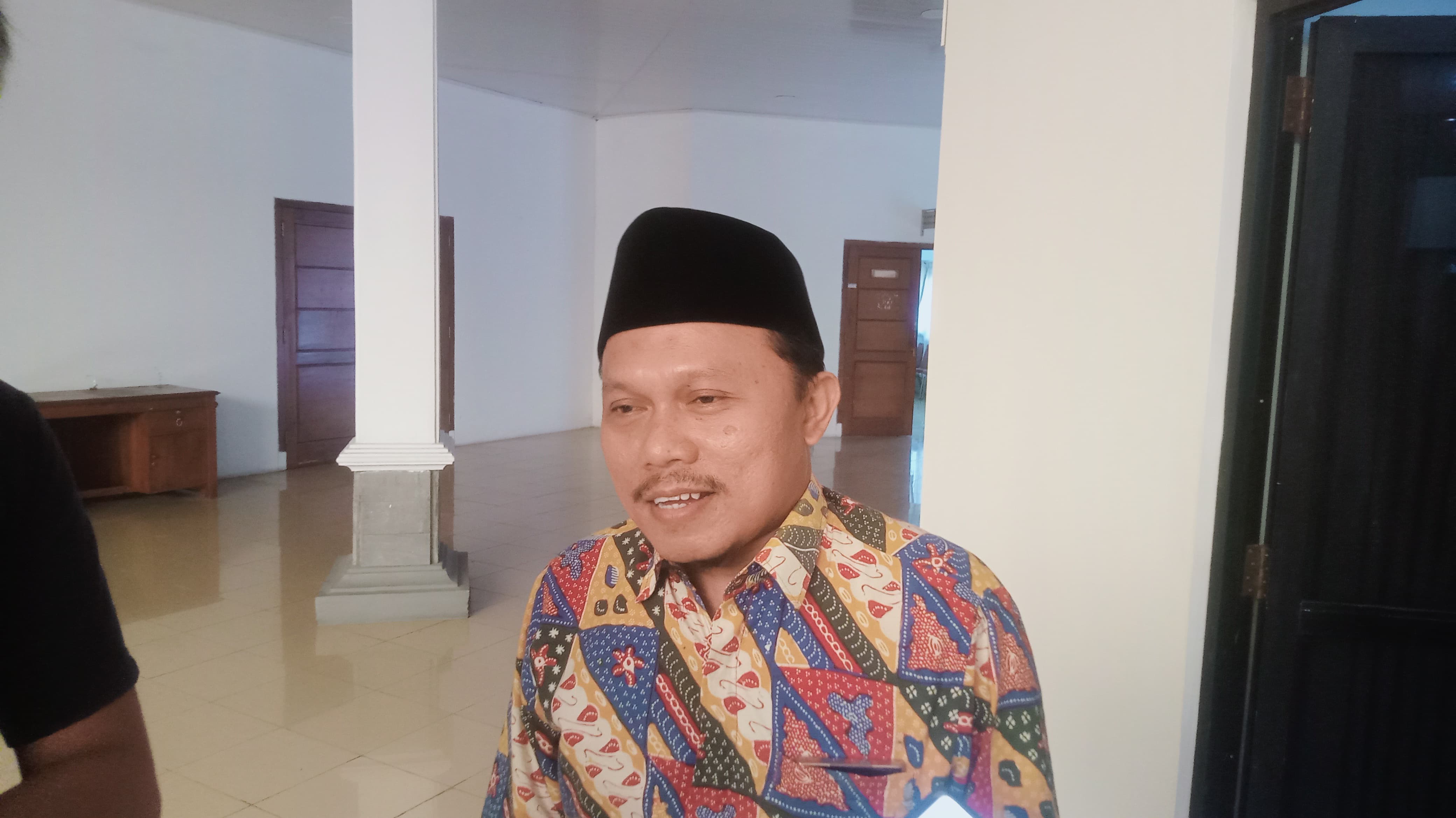 Ketua Komisi II DPRD Indramayu Kecam Tayangan Trans7 yang Dinilai Cederai Citra Pesantren