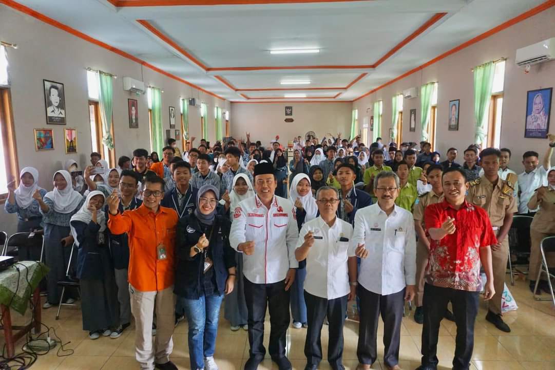 Bakesbangpol Gelar Sosialisasi Pendidikan Politik Bagi Pemilih Pemula