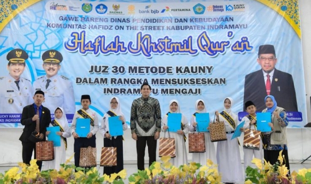 Bupati Indramayu Apresiasi 500 Siswa Penghafal Juz 30: Indramayu Menuju Daerah yang Lebih Religius!
