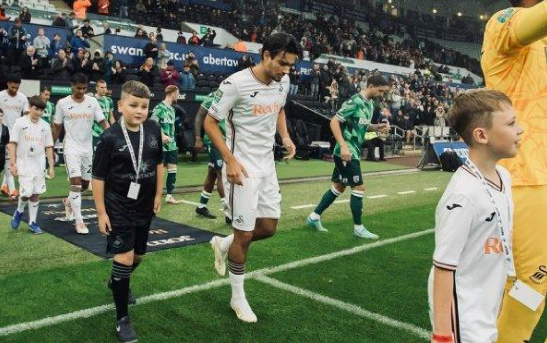 Media Inggris Usul Swansea City Lepas Nathan Tjoe-A-On, Wales Online: 'Tidak Ada Kontribusi, Jual!'