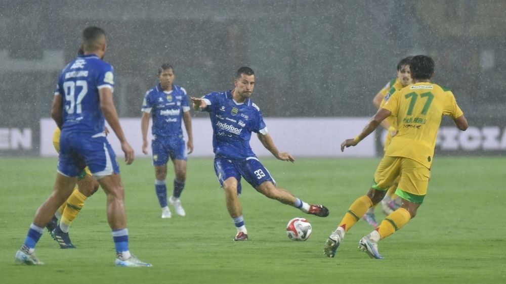 4 Fakta Unik Debut Pemain Grade S, Thom Haye dan Eliano Reijnders di Laga Persib Kontra Persebaya Surabaya