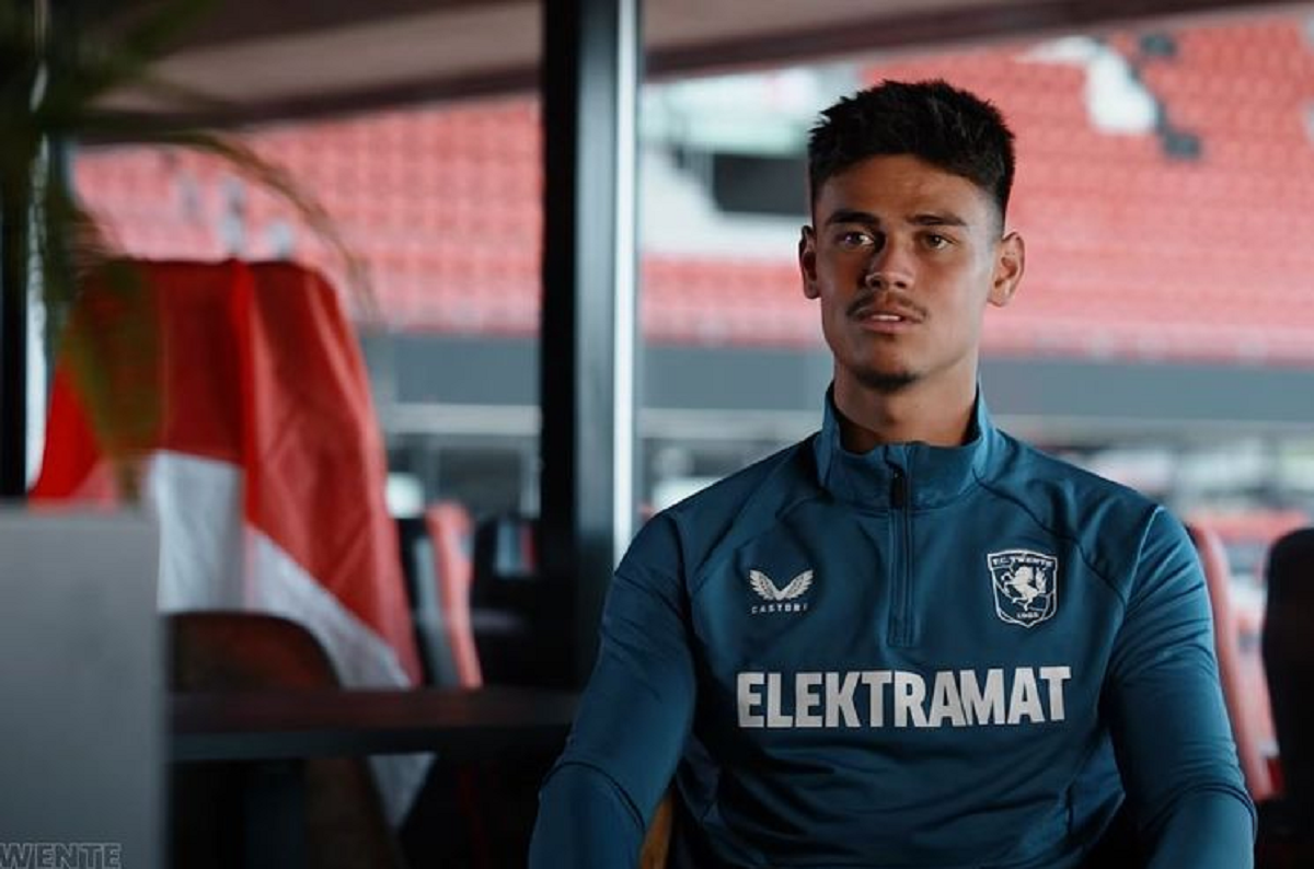 Mees Hilgers Ceritakan Perbedaan Sensasi Bermain untuk FC Twente dan Timnas Indonesia