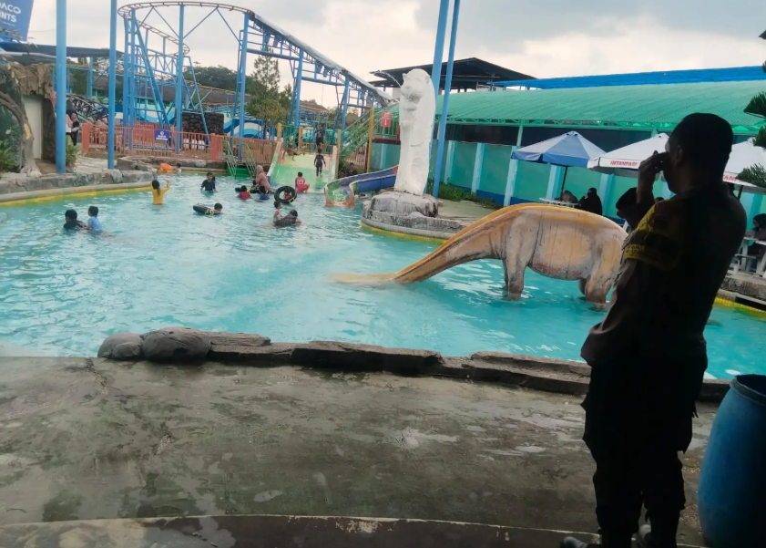 FWA ASN Nataru Meledak! Kerja dari Rumah Sambil Nongkrong, Apakah Pelayanan Publik Tetap Aman?