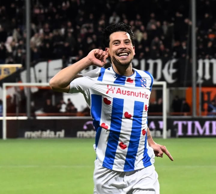 Didepak Almere City, Thom Haye Dianggap Cocok Kembali ke Klub Lama SC Heerenveen, Ternyata Karena Ini!