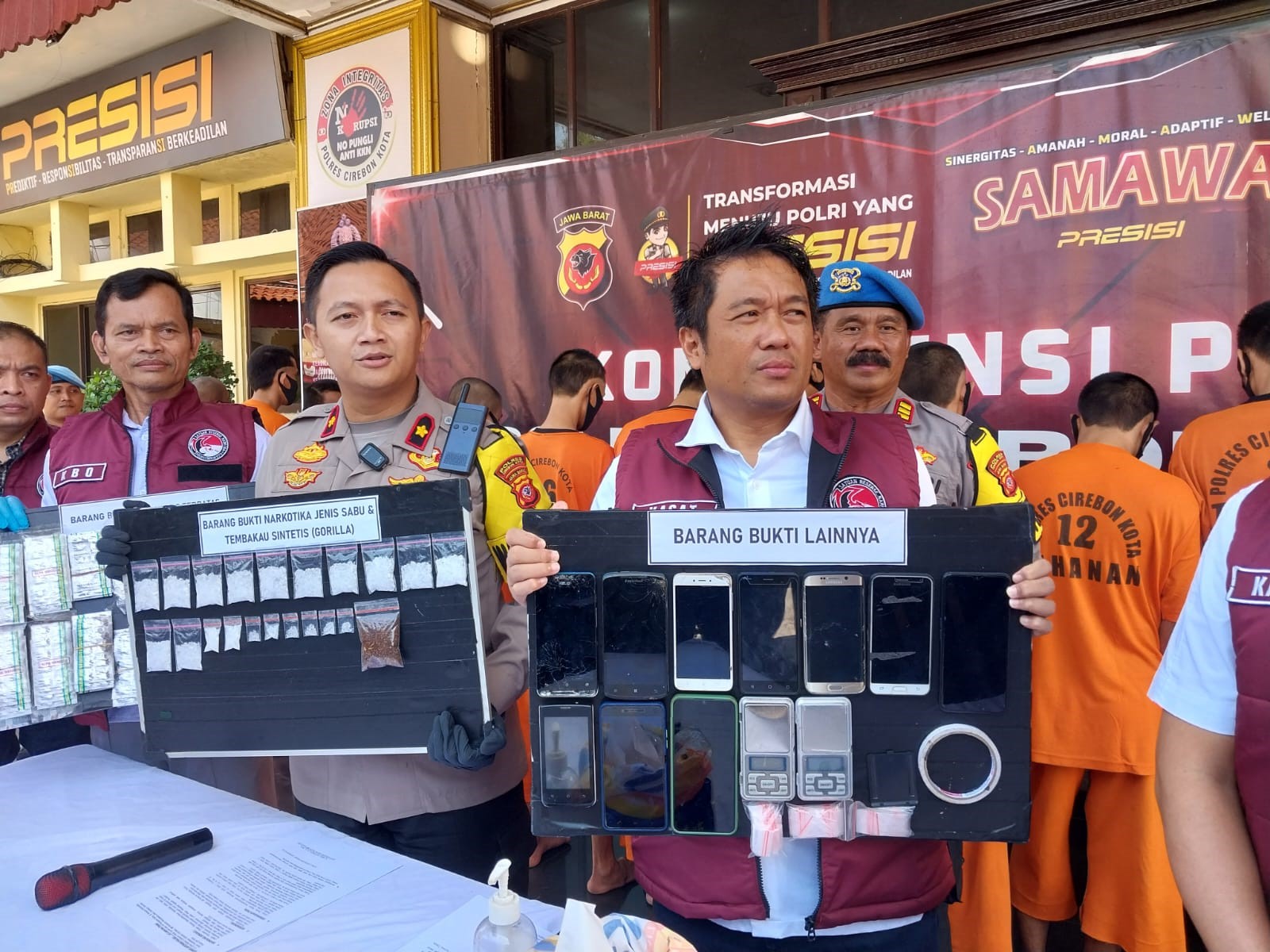Polres Cirebon Kota Ungkap Kasus Narkoba dengan 16 tersangka