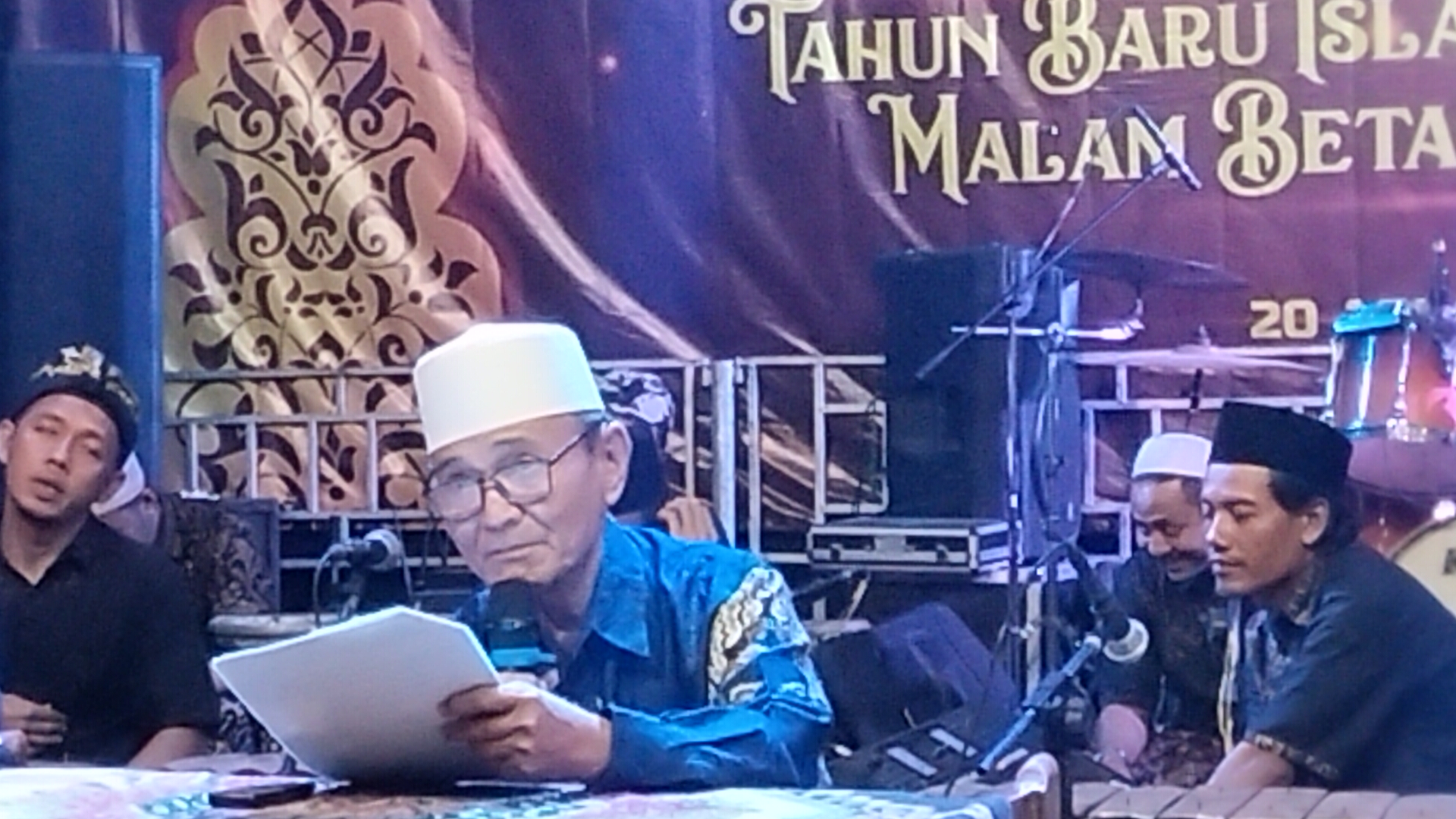 Gelar Peringatan Tahun Baru Islam dan Malam Betah Santri Baru