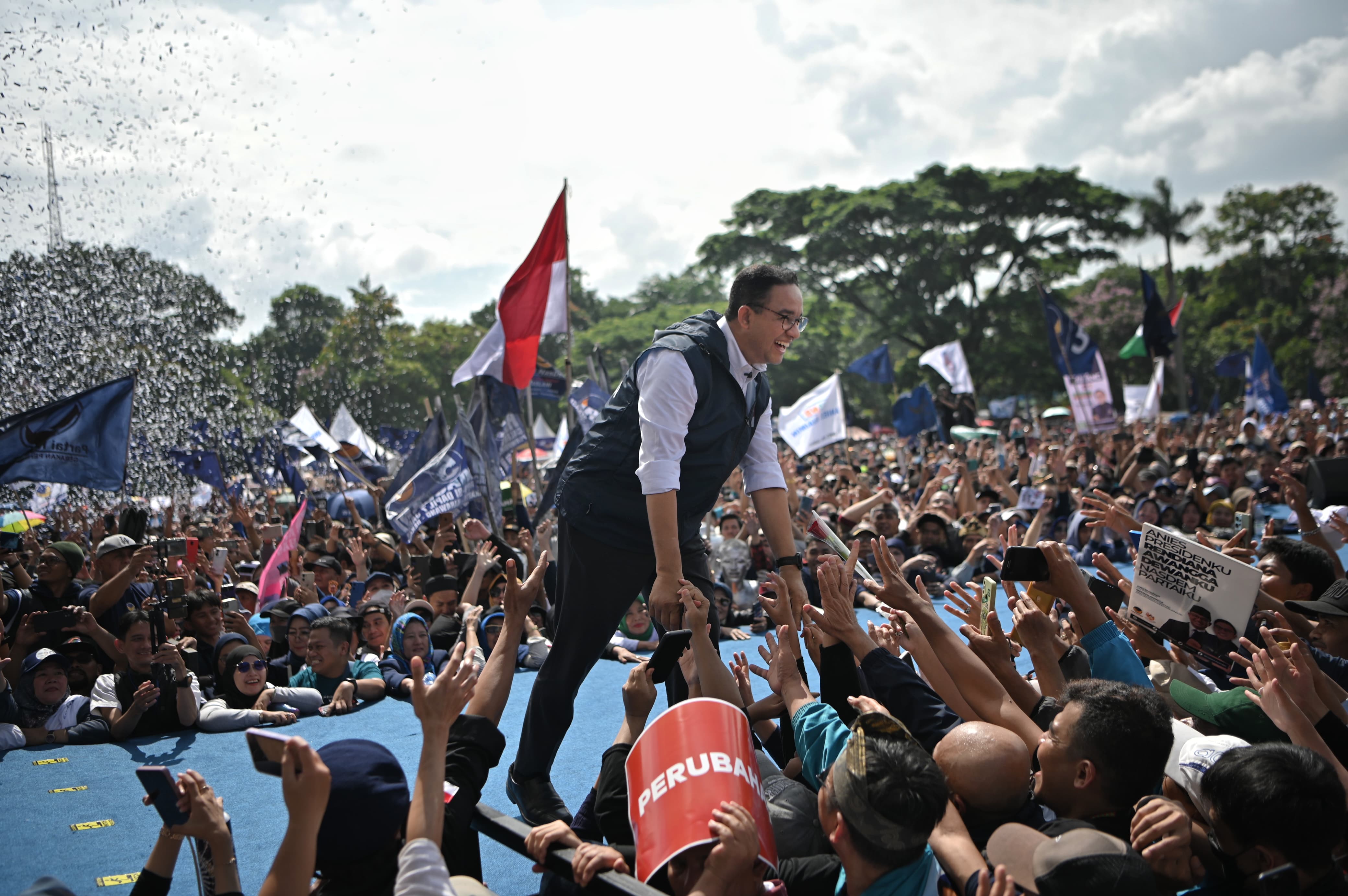 Kampanye Akbar di Bandung, Anies Sebut Masyarakat Jawa Barat Konsisten dengan Perubahan