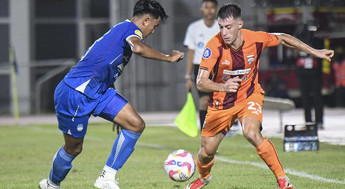 Prediksi Pecah! Statistik Persib vs Borneo Bikin Fans Deg-degan!