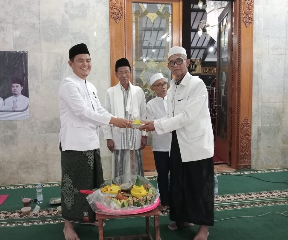 Pengurus Daerah Ikatan Persaudaraan Haji Indonesia Gelar Milad ke-34, Khotmil Qur'an dan Bukber 