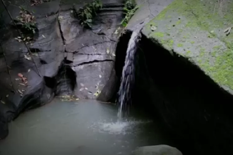 Mencari Keindahan Alam Di Tengah Liburan Akhir Tahun 2024? Curug Citayam Indramayu Bisa Jadi Solusinya!