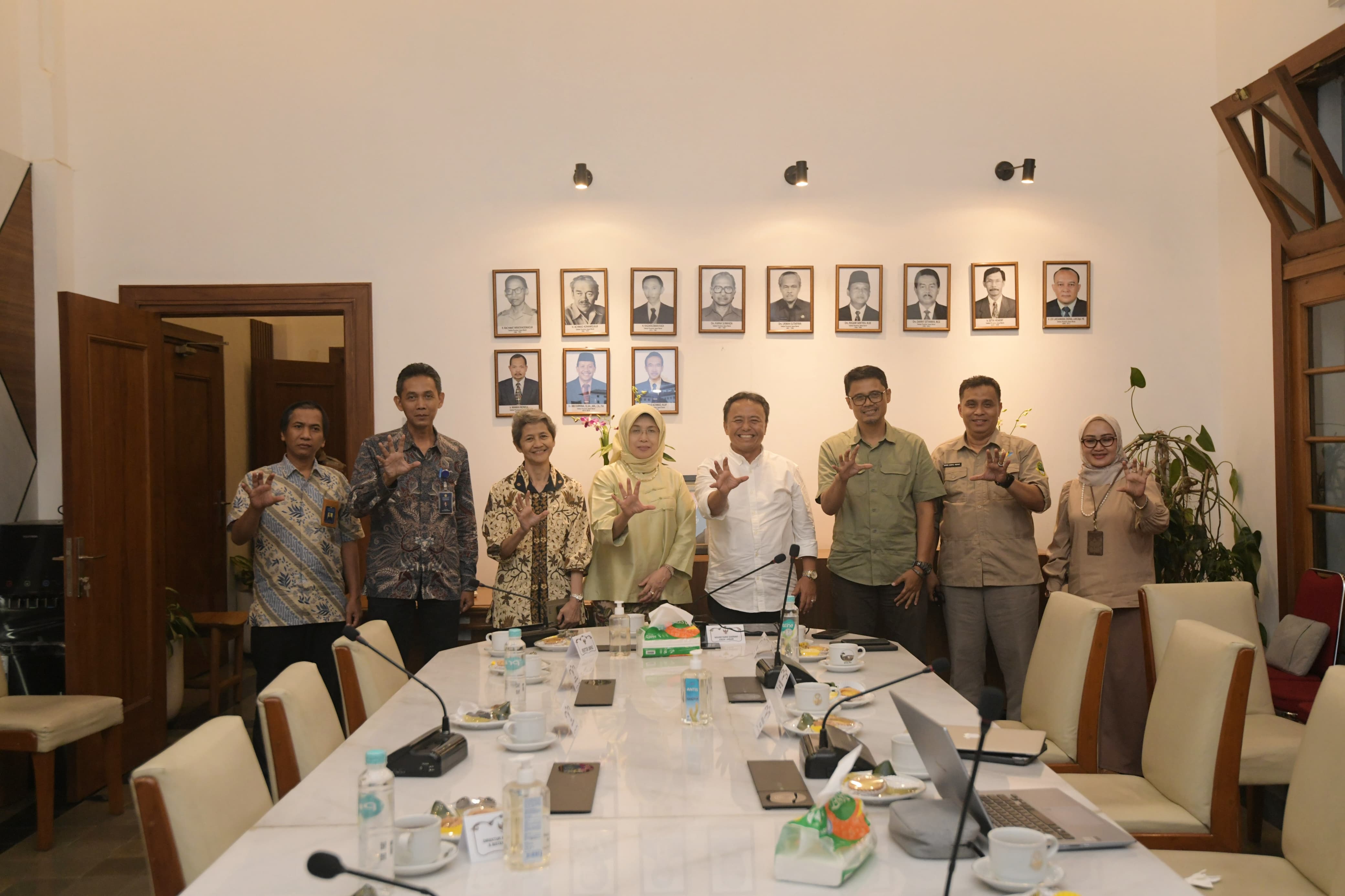 Sekda Herman Suryatman Bertemu Rektor Unpad Bahas Berbagai Persoalan dan Tantangan di Jabar