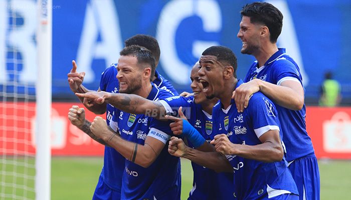 Jadwal Super Padat Bikin Pemain Persib Kelelahan, Bojan Hodak Tetap Optimis Curi 3 Poin di Markas Persijap