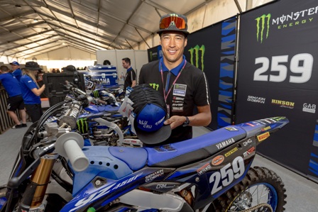 Meriah di Momen Kejuaraan Dunia, bLU cRU Fans Experience Berikan Pengalaman Istimewa di MXGP Sumbawa