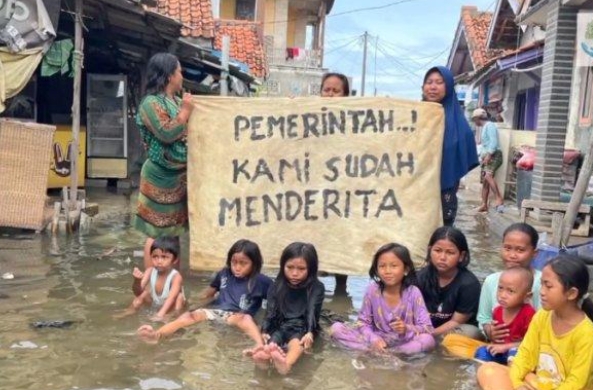 Warga Eretan Wetan Surati Presiden Prabowo, Desak Penanganan Serius Banjir Rob