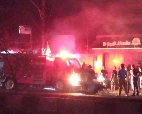 Diduga Korsleting Listrik, Kios Elektronik di Pasar Minggu Terbakar