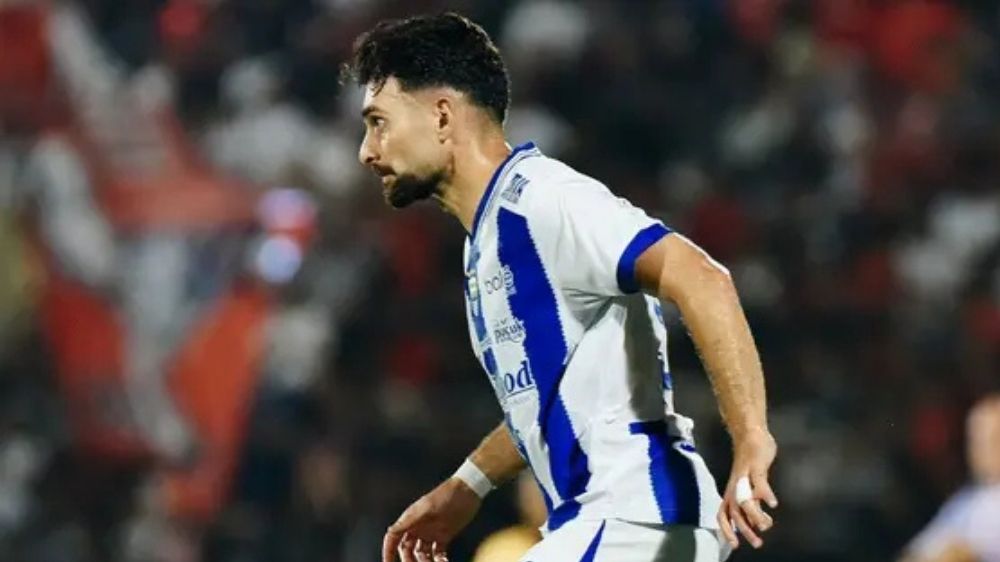 Frans Putros Optimis Persib Bisa Menang Meski Beckham Putra dan Adam Przybek Diragukan Lawan Borneo FC