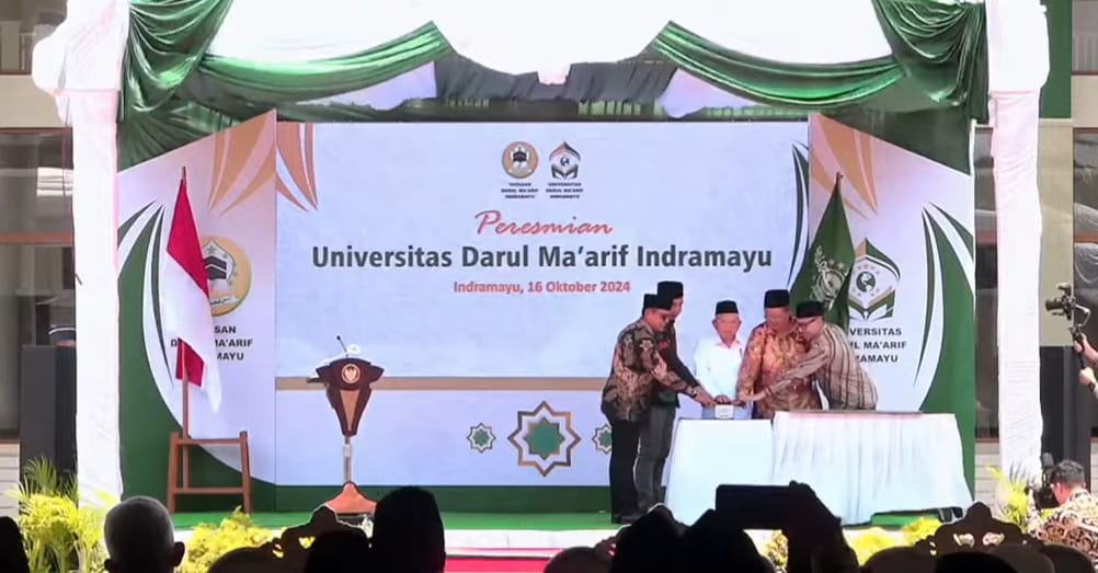 Antusiasme Masyarakat Indramayu Sambut Hangat Peresmian Universitas Darul Ma'arif