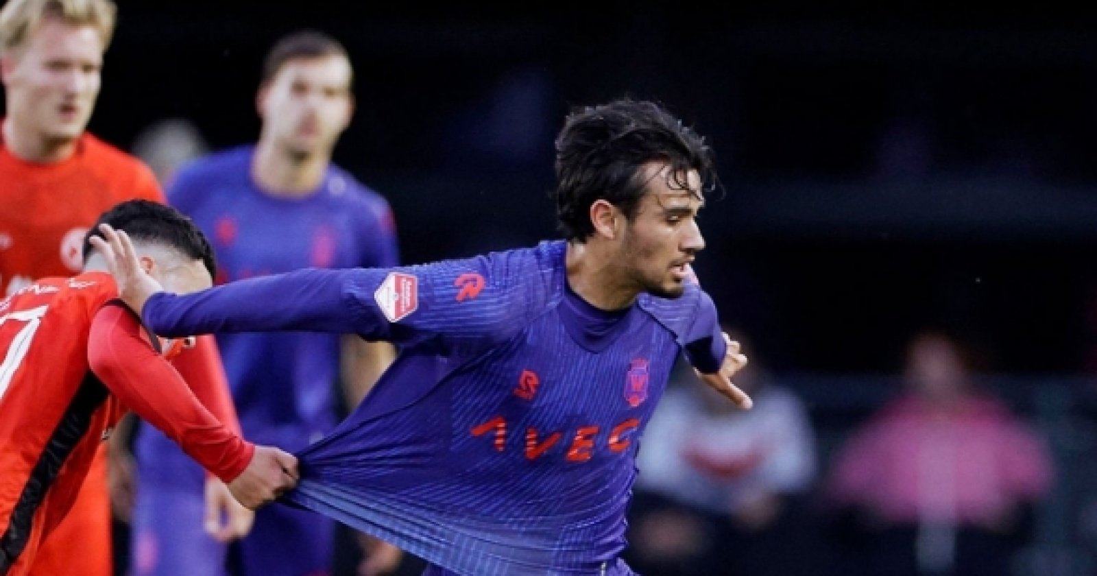 Disaksikan Kluivert! Nathan Tjoe-A-On Buktikan Diri Saat Willem II Bungkam Almere City!