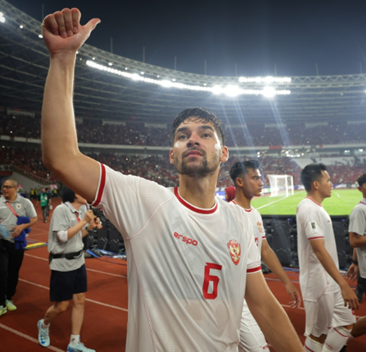 Luar Biasa! Sandy Walsh Kagum Melihat Supporter Dan Sebut Indonesia Sebagai Negara Yang Gila Sepak Bola!