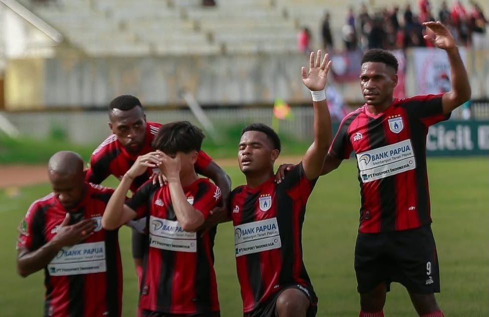 Klub Milik Raffi Ahmad Tak Berdaya, Dibantai Persipura 8-0, Eks Bintang Timnas Indonesia Cetak Double Hatrick