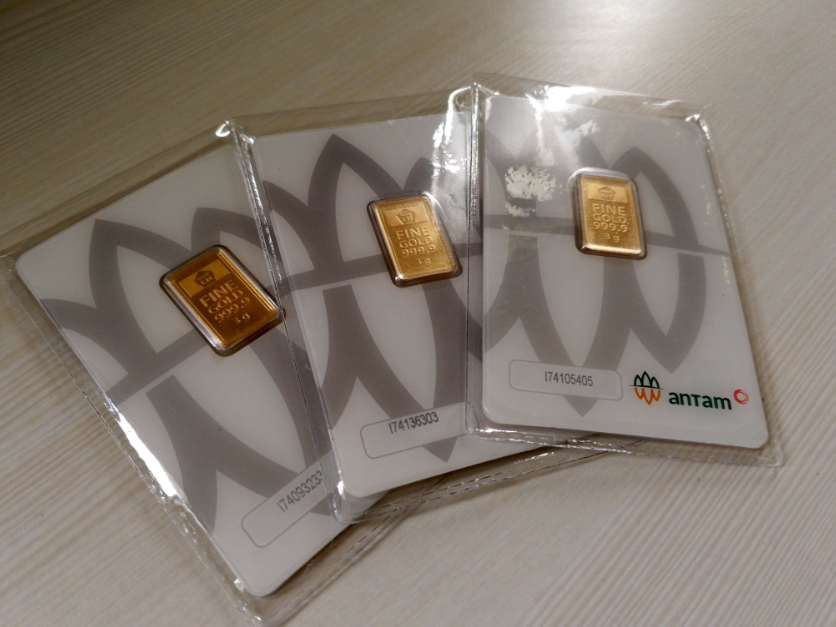 Update Terbaru! Simak Pergerakan Harga Emas Antam Yang Sedang Merosot 0,4%, Ini Penjelasannya!