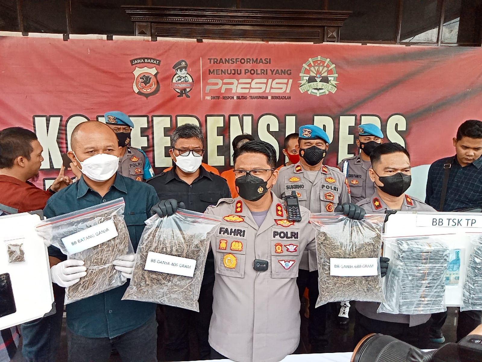 2 Pengedar Ganja di Cirebon Ditangkap, Sempat Touring Komunitas Motor