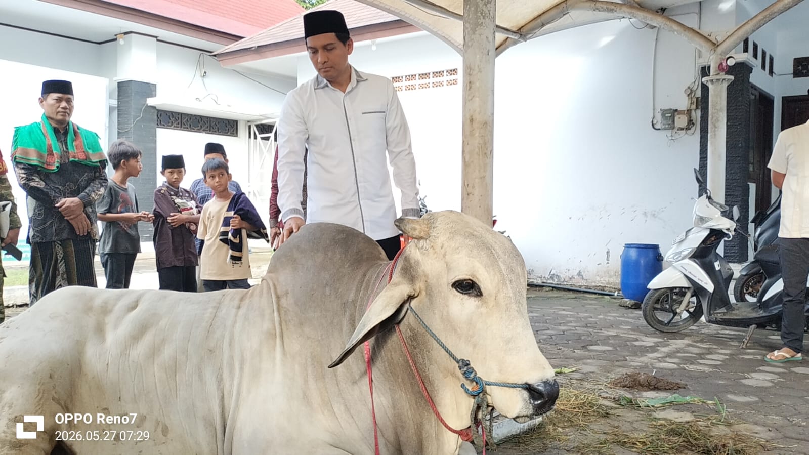 Bupati Lucky Terharu, Kurban Masyarakat Indramayu Capai Rp82,3 Miliar