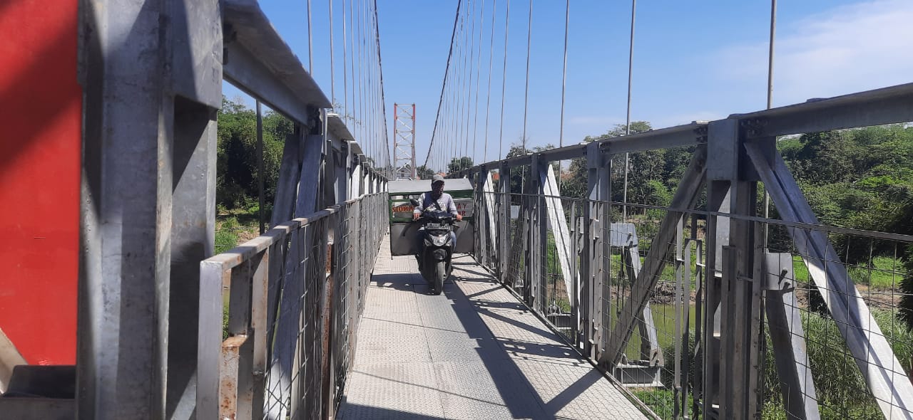 Warga Sambut Baik Jembatan Gantung Bondan- Gadel 