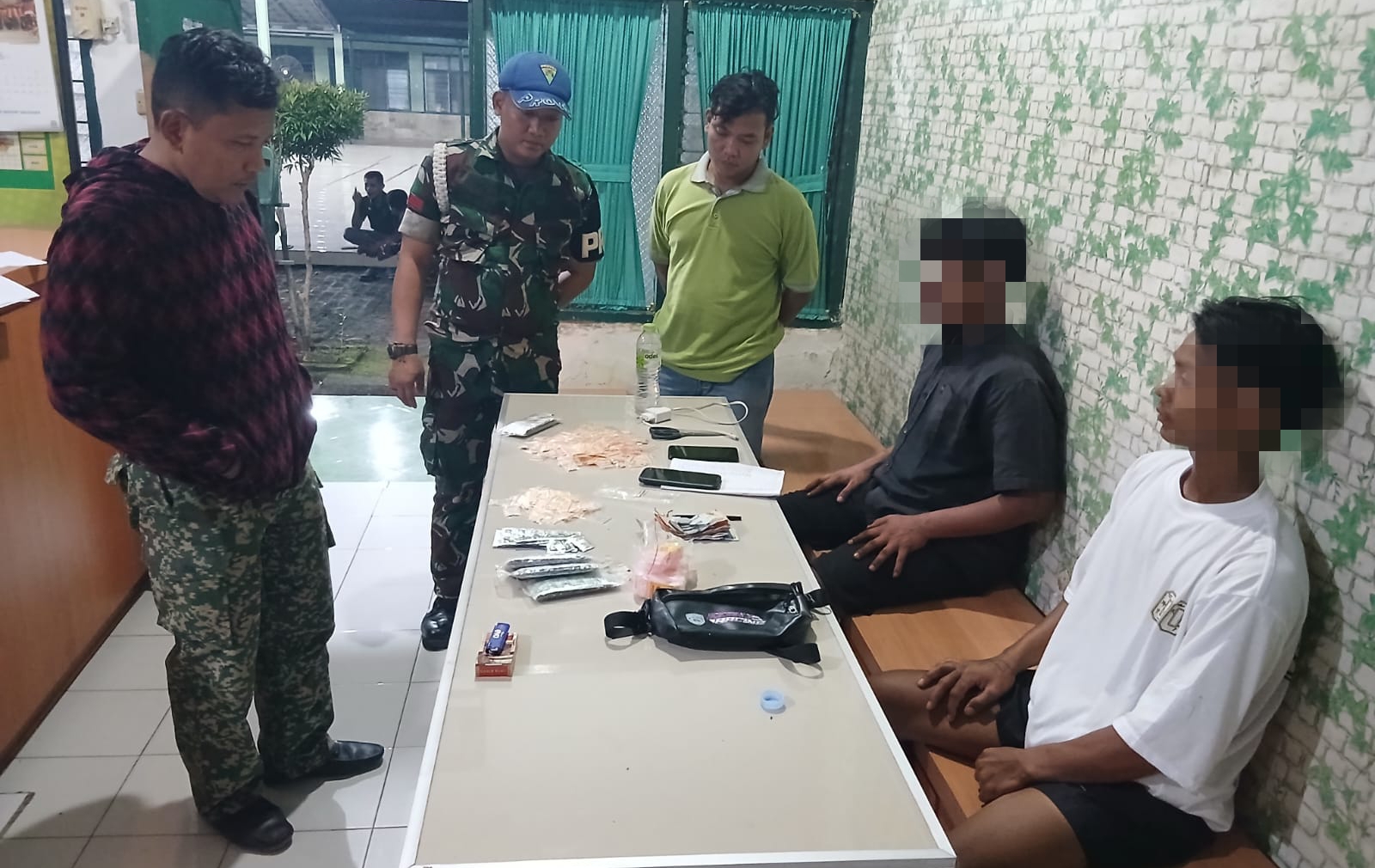 TNI Gagalkan Peredaran Obat Terlarang di Indramayu, Dua Pelaku Diamankan